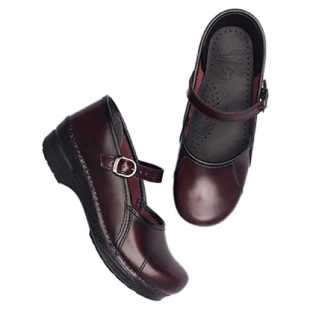 Dansko Maryjanes dark deep red Excellent Condition